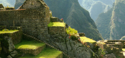 "A virtual tour and travel guide of Machu Picchu and the Inca Trail in Peru. Travel resources for the traveler."